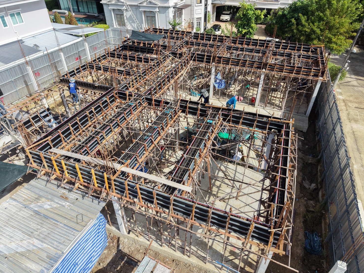 รายละเอียดเหล็กเสริมและแบบหล่อคานของบ้าน 2 ชั้น 800 ตร.ม.